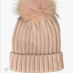 La fiorentina Raccoon Fur Pink Pom Pom beanie